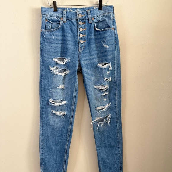 We The Free Denim - Free People We The Free Button Fly Distressed Jeans 26 Raw Hem